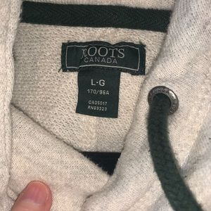 Oatmeal cream longer hoodie with  drawstring